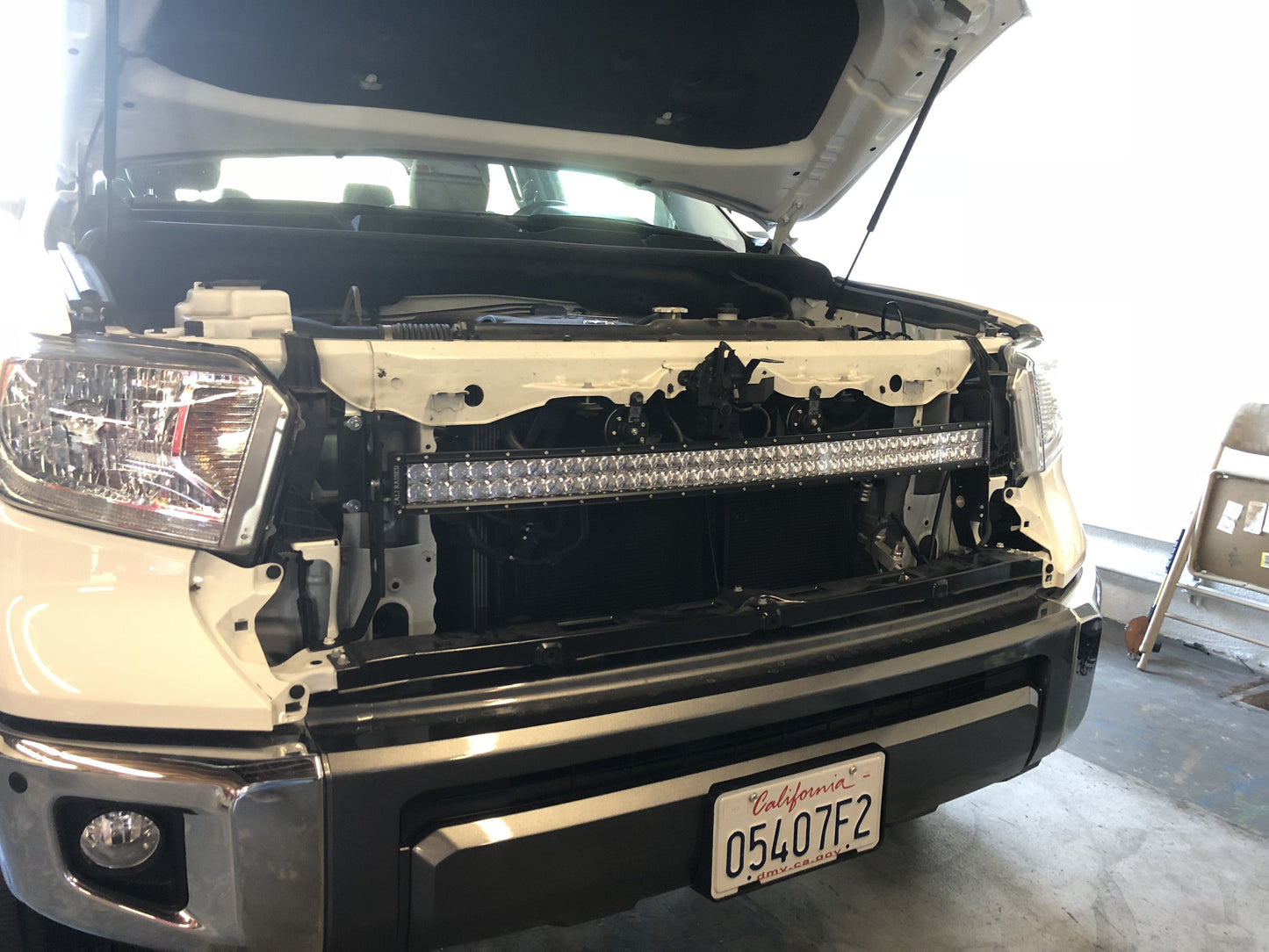 2014-2020 Toyota Tundra 42" Hidden Grille Curved LED Light Bar Brackets/Combo - Cali Raised LED