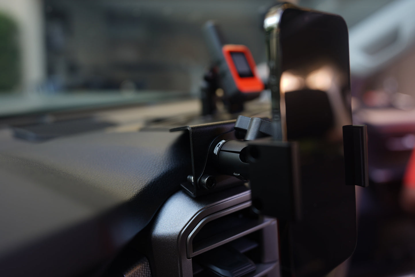 2022-2025 Toyota Tundra/Sequoia Dash Mount