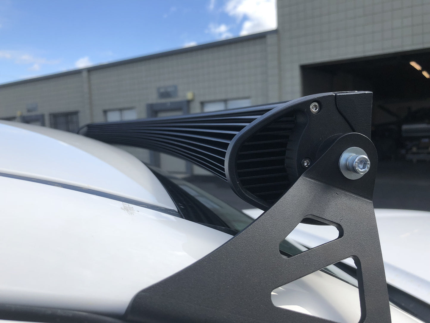 2005-2020 Toyota Tacoma 52" Curved LED Light Bar Roof Brackets/Combo - Cali Raised LED