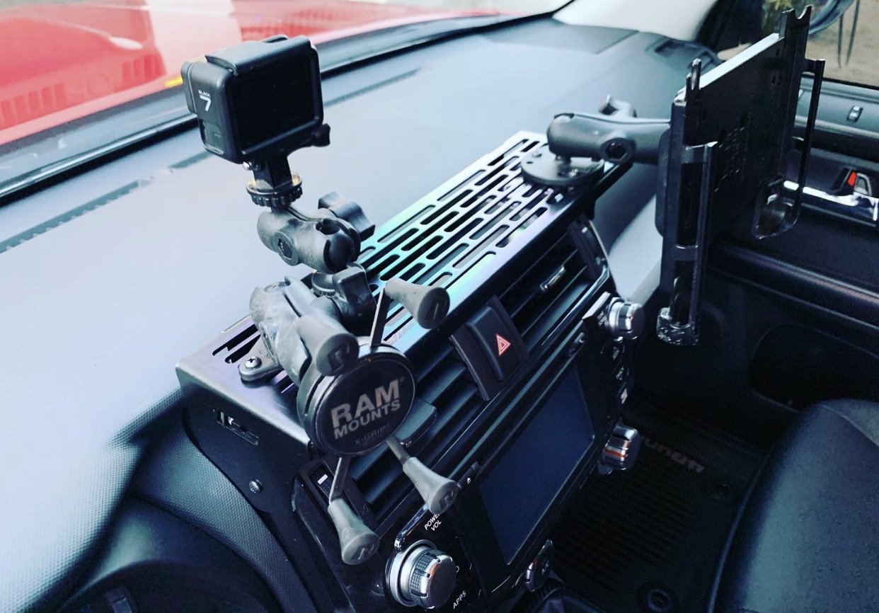 2010-2024 Toyota 4Runner Dash Mount