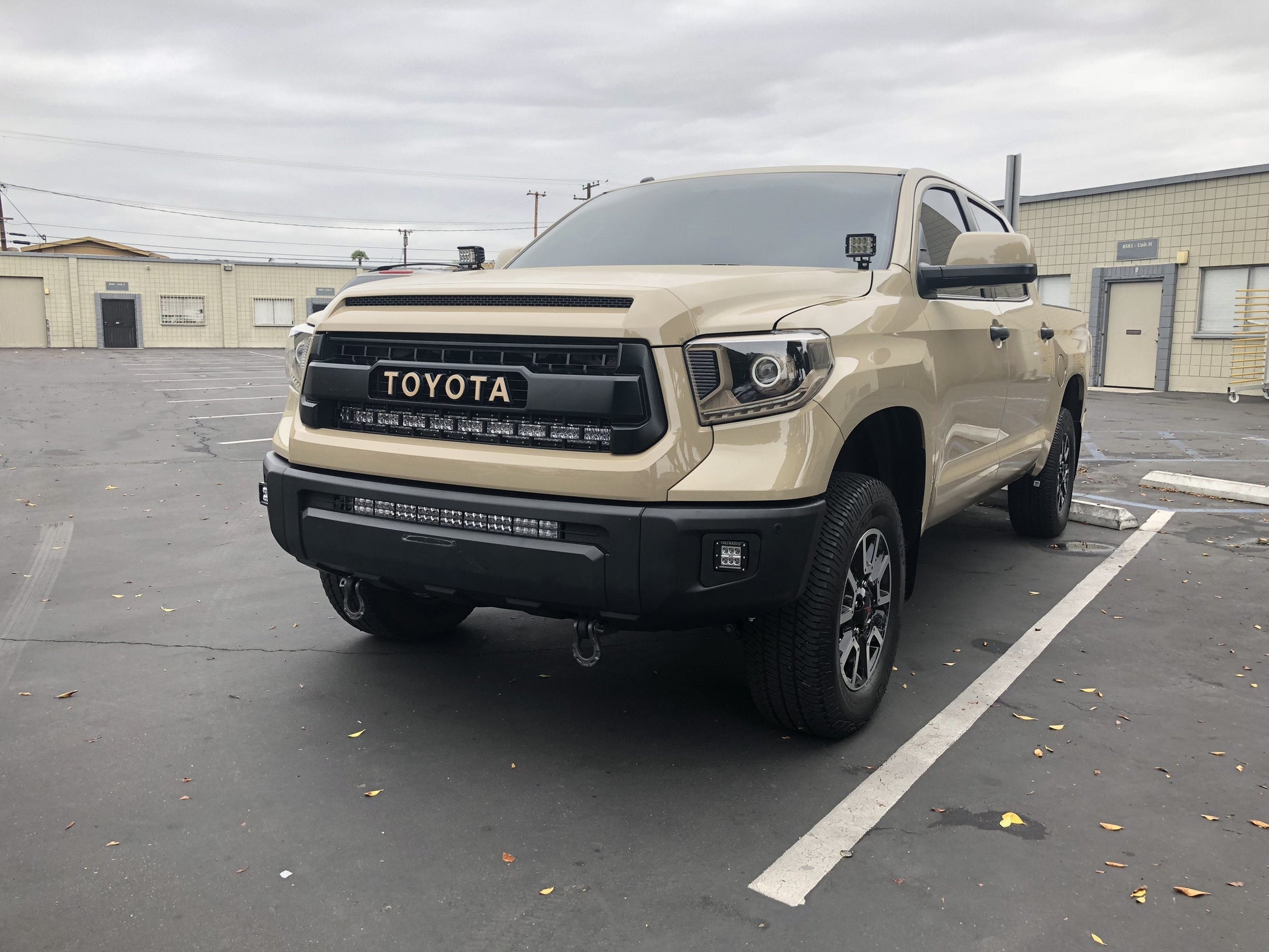 2014-2020 Toyota Tundra 32" Lower Bumper Hidden LED Light Bar Brackets/Combo - Cali Raised LED